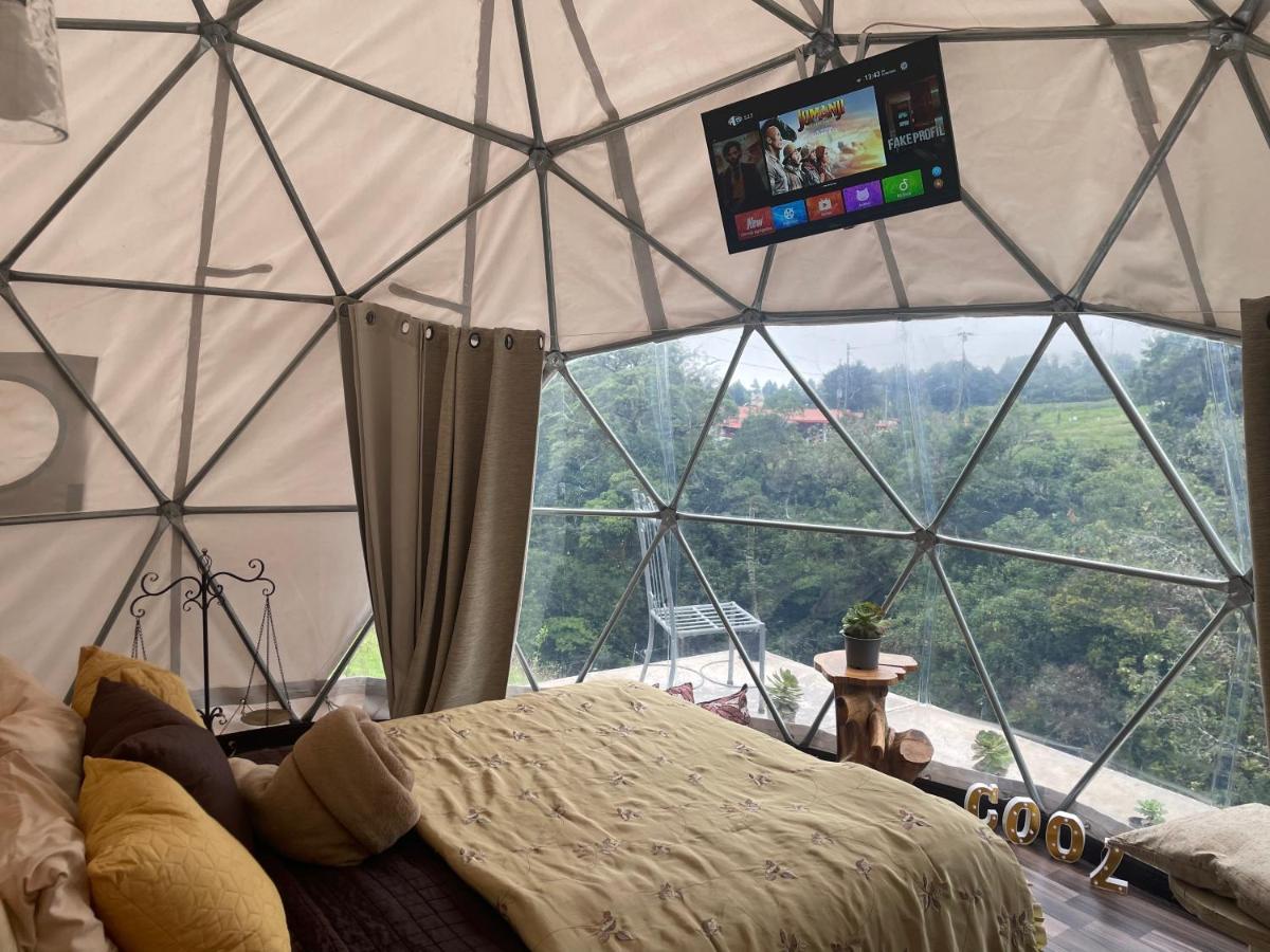 Poas Volcano Observatory Lodge & Glamping Poasito Bagian luar foto