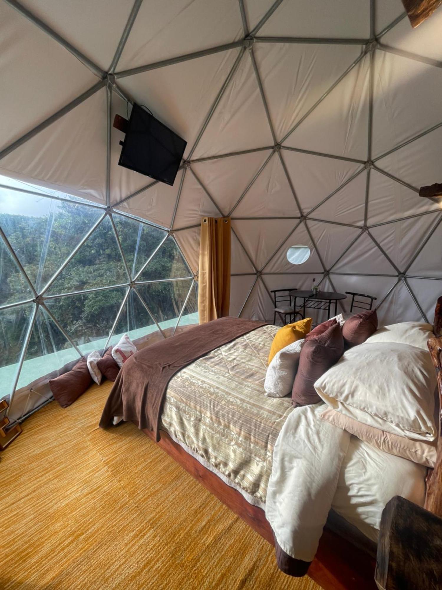 Poas Volcano Observatory Lodge & Glamping Poasito Bagian luar foto