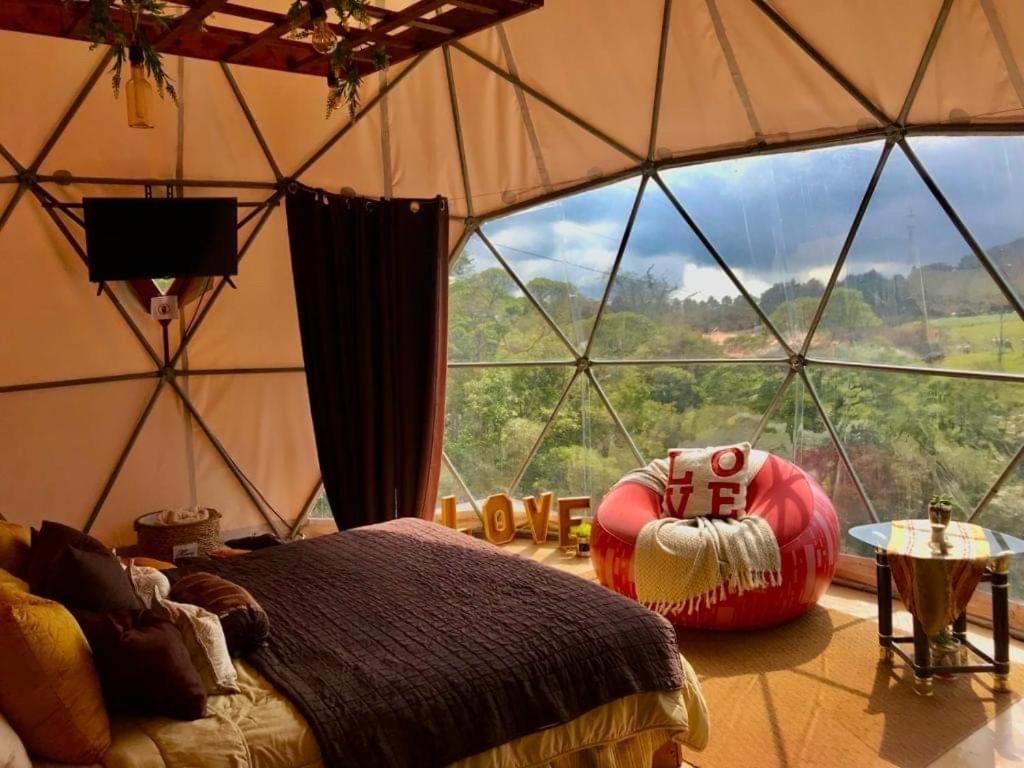 Poas Volcano Observatory Lodge & Glamping Poasito Bagian luar foto