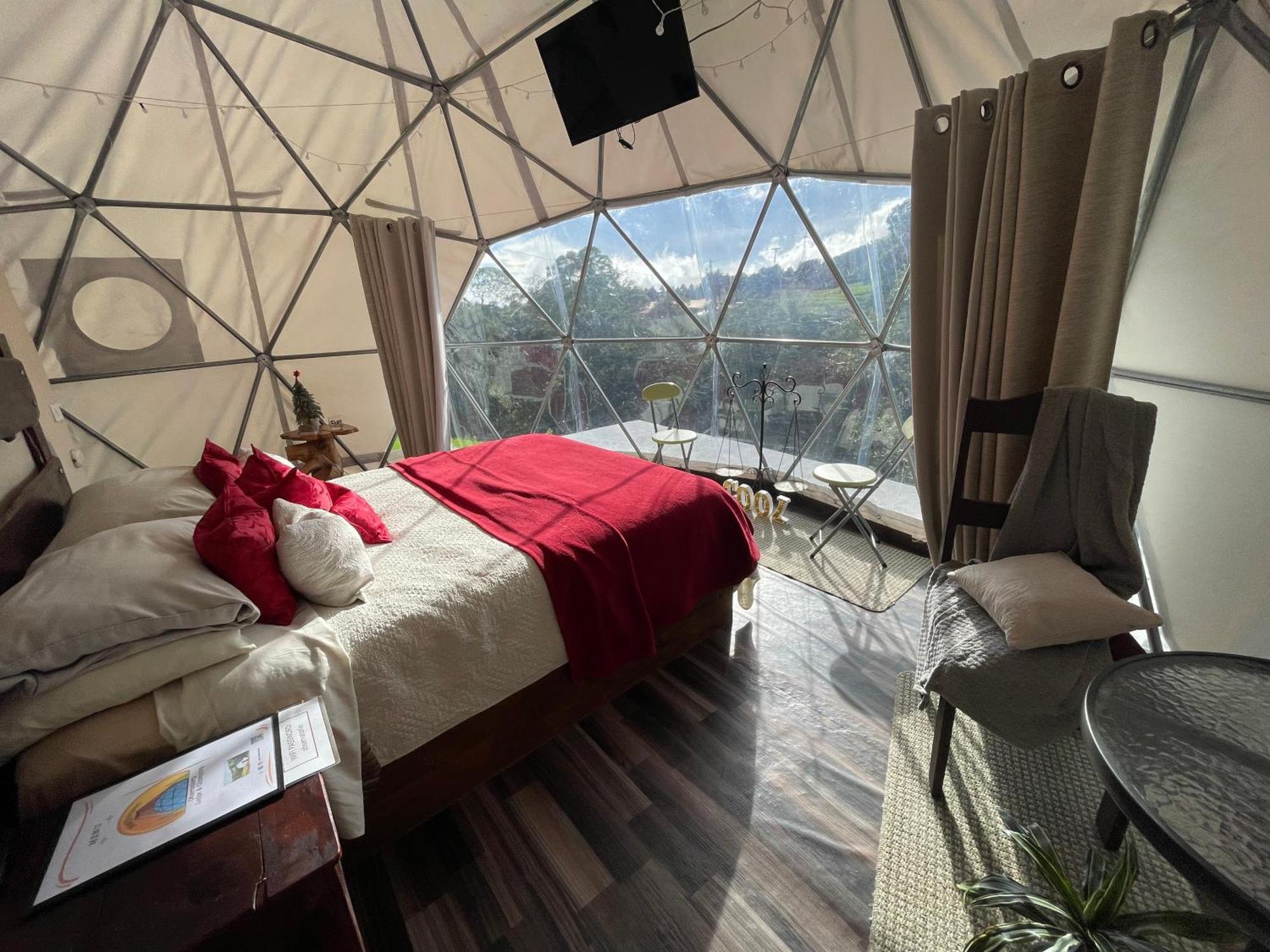 Poas Volcano Observatory Lodge & Glamping Poasito Ruang foto